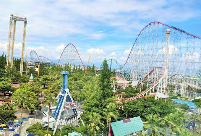 三重県ナガシマスパーランドは絶叫マシンとアトラクション豊富な遊園地