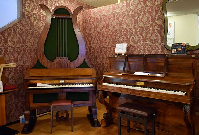 三重・湯の山の“体感型”ミュージアム「菰野ピアノ歴史館」